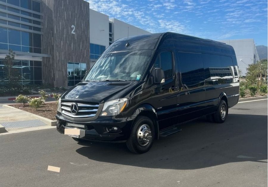 Murrieta Corporate Limo Service – Drive Success in Style
